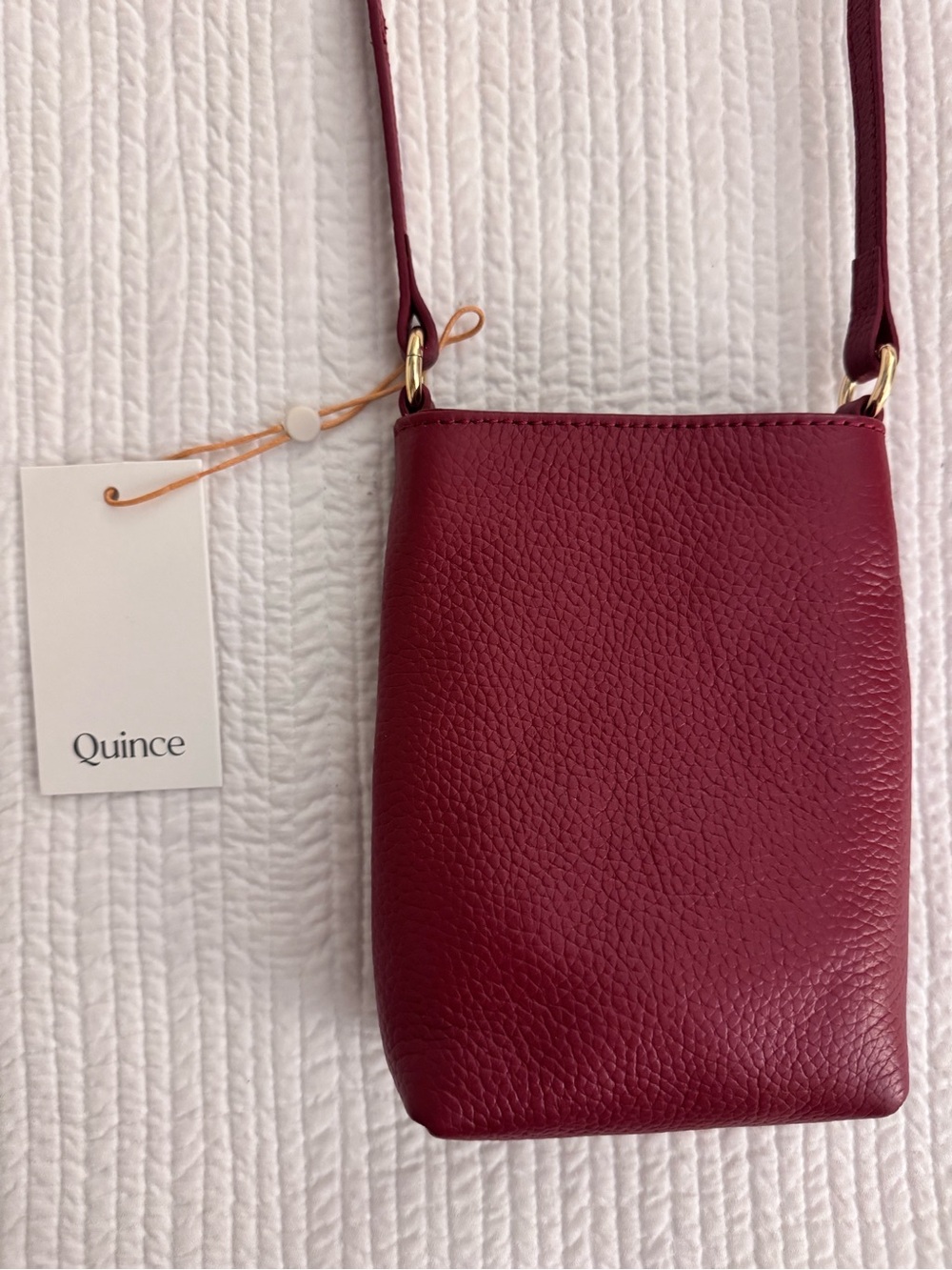 Quince Small Crossbody Bag in Burgundy